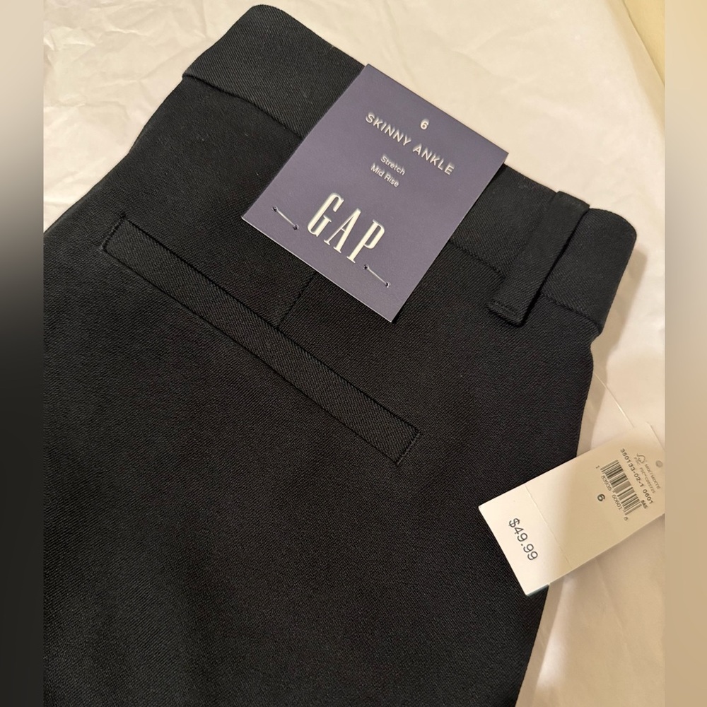 Old Navy - women’s skinny ankle pant